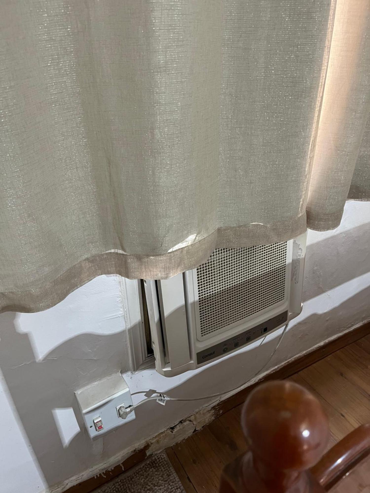 Quartos Privativos Em Frente A Praia De Copacabana, Rio De Janeiro * Rio de Janeiro