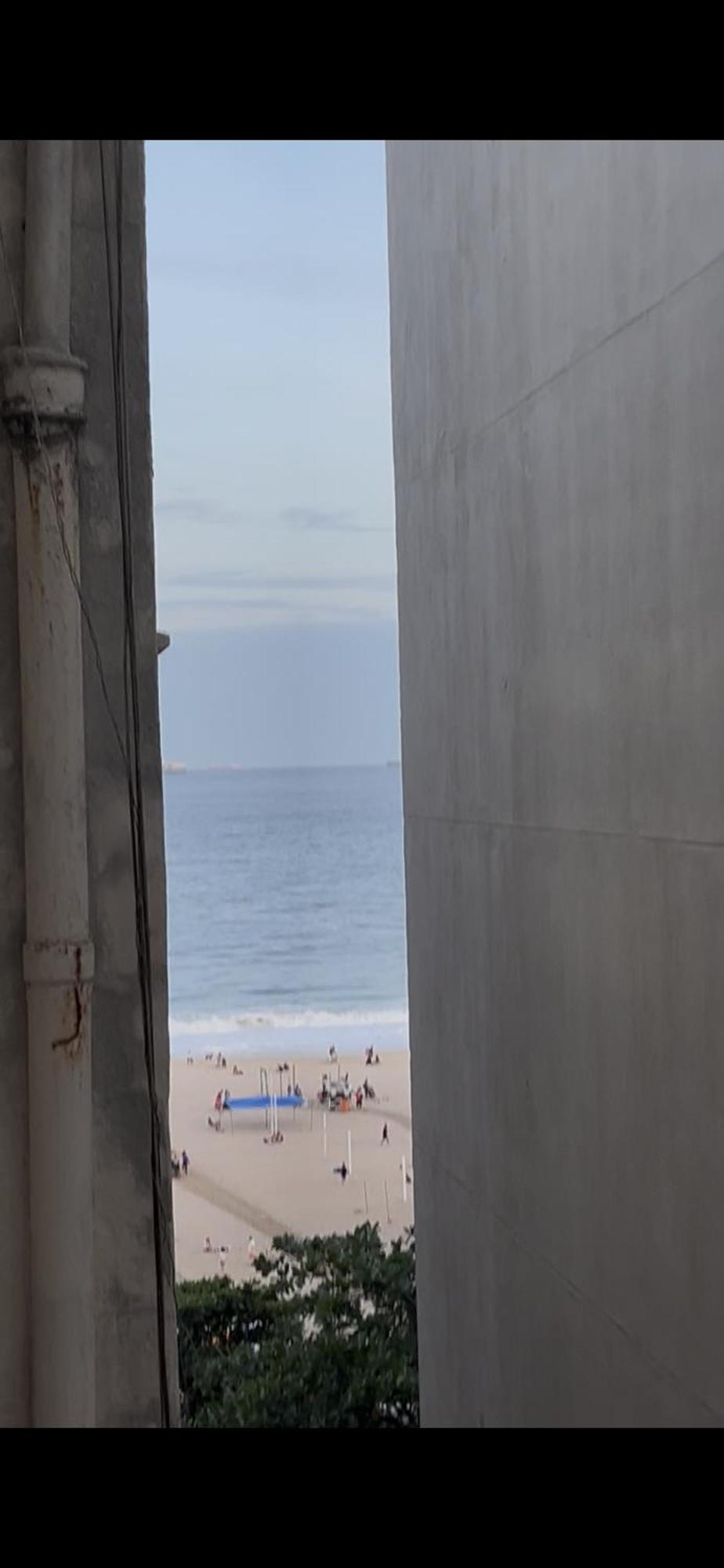 Quartos Privativos Em Frente A Praia De Copacabana, Rio De Janeiro Guest house Rio de Janeiro