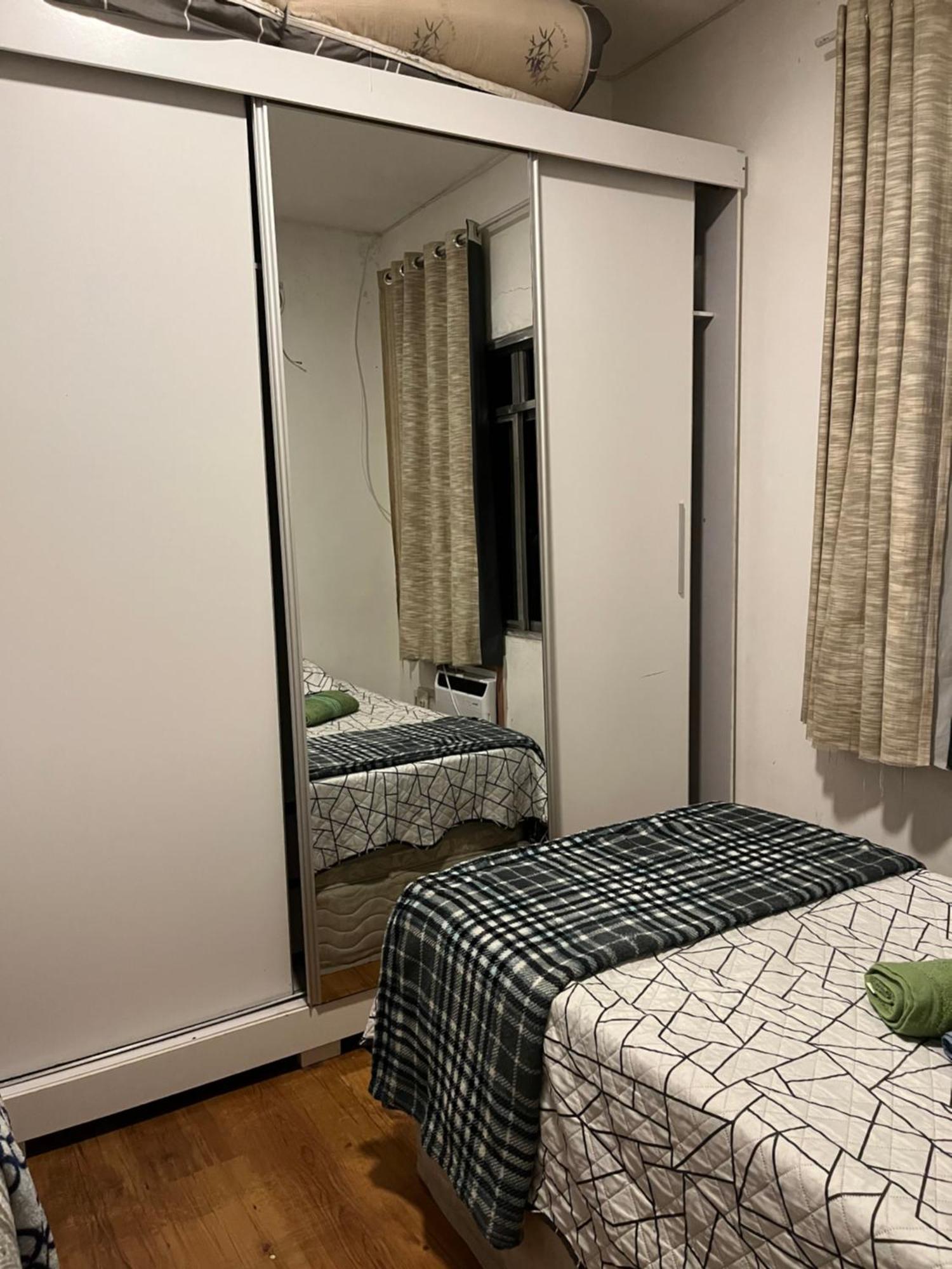 Quartos Privativos Em Frente A Praia De Copacabana, Rio De Janeiro