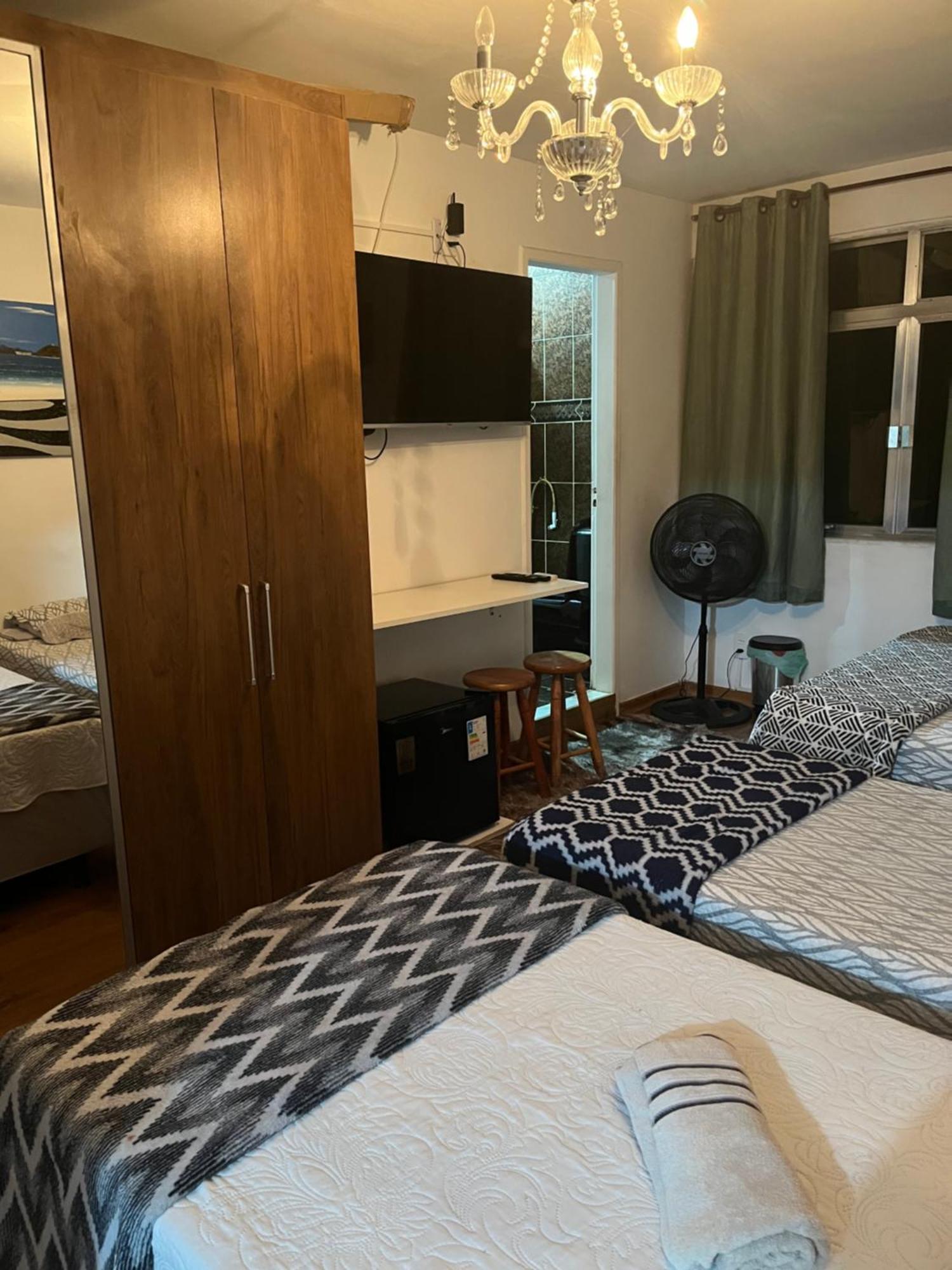 Quartos Privativos Em Frente A Praia De Copacabana, Rio De Janeiro Guest house Rio de Janeiro